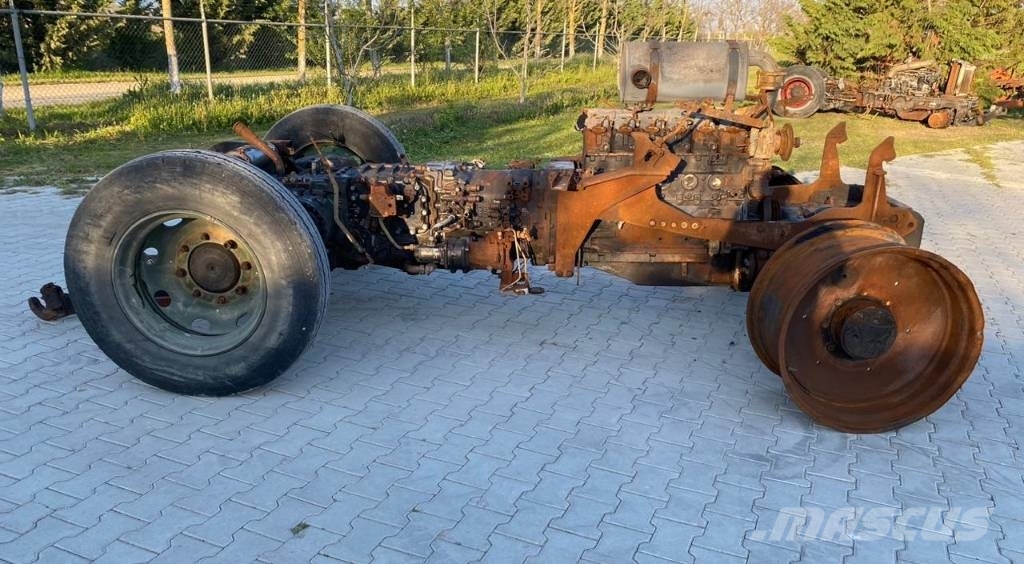Fendt 512 C TRACTOR SPARE PARTS/IN PIECES/IN TEILEN Traktoriai