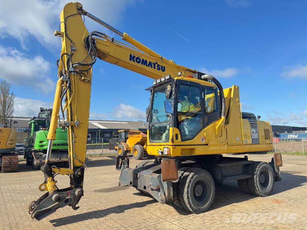 Komatsu PW 200-7 Εκσκαφείς με τροχούς - λάστιχα