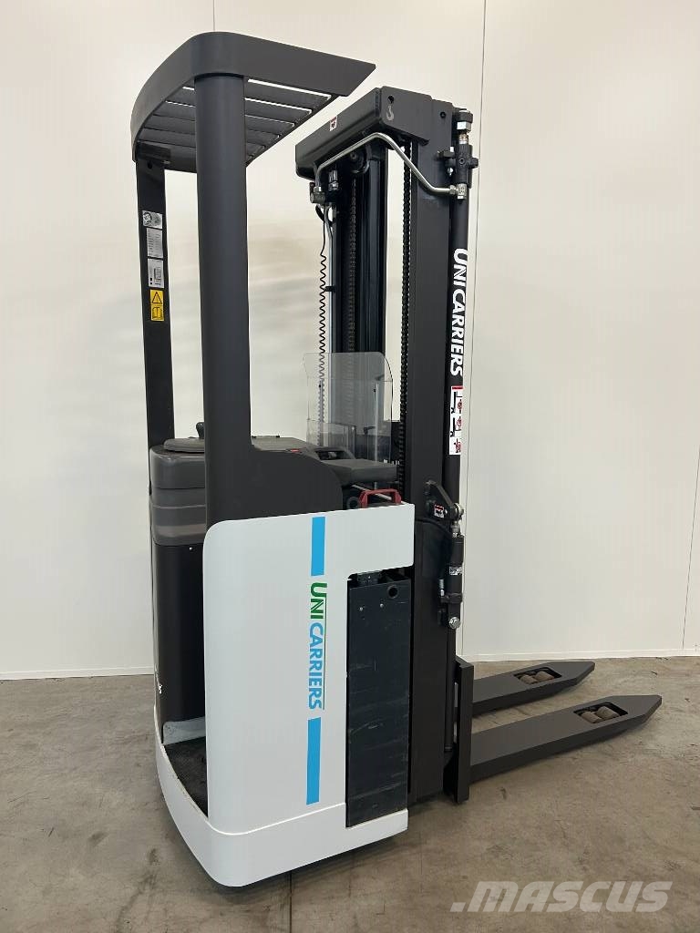 UniCarriers 160SDTFVH540AJN شاحنات مناولة ذاتية الدفع