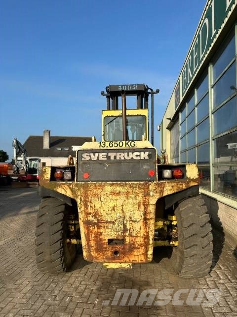 Svetruck 30120 Diesel heftrucks