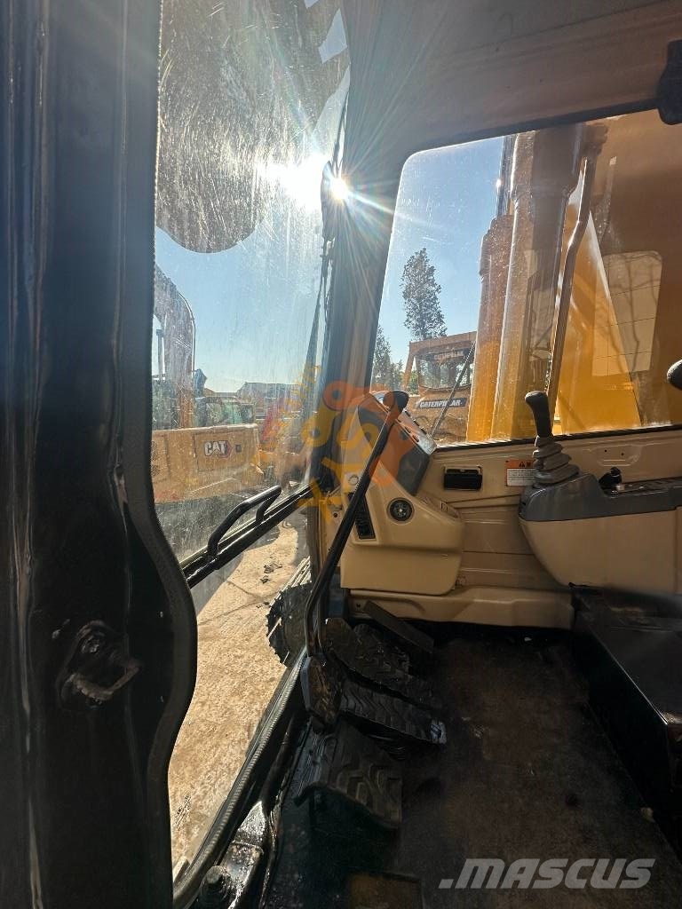 CAT 320 B L Гусеничні екскаватори