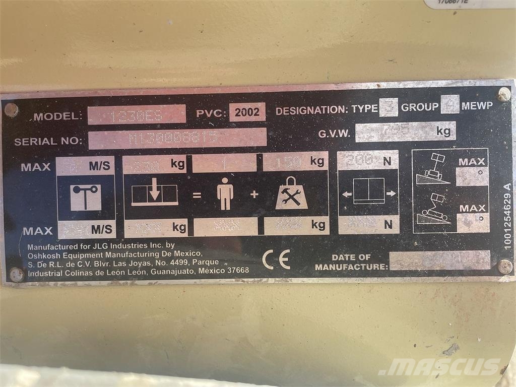 JLG 1230ES Vertikálne stĺpové výťahy