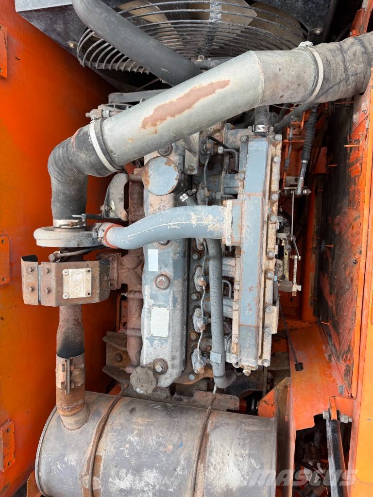Doosan DH 210 W-7 Source factory Bagri na kolesih