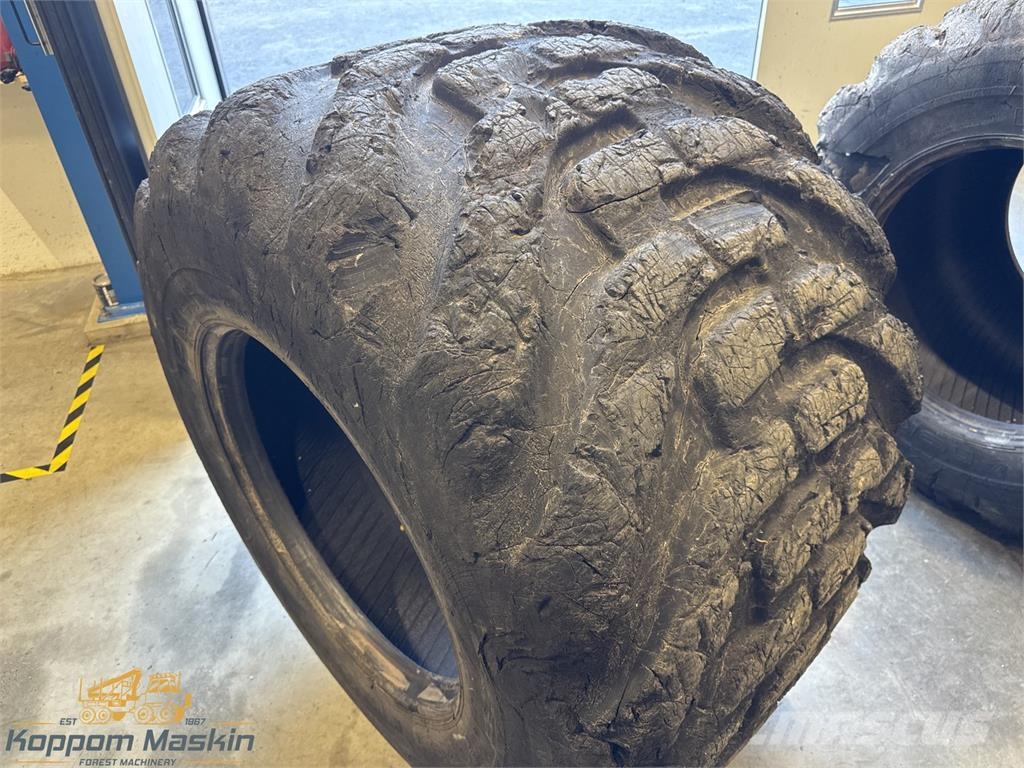 Nokian Fkf2 800/40x26,5 Used/Beg Tyres, wheels and rims