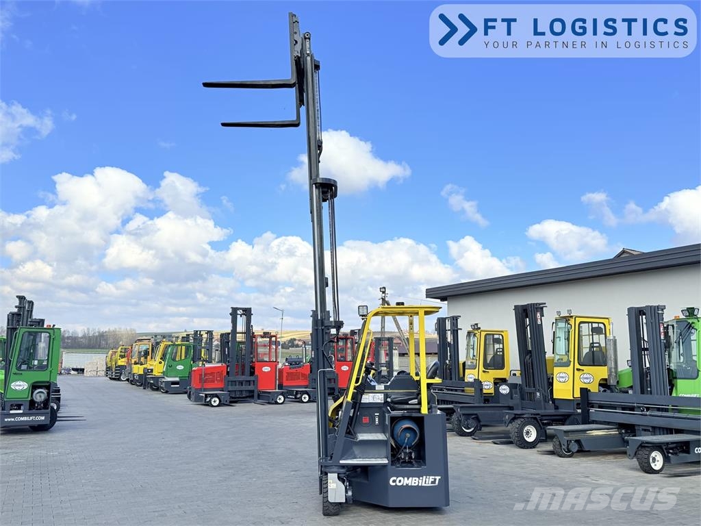Combilift CB2500 | GAS | TRIPLEX 4900MM | FREE-LIFT | FORK-P Wózki widłowe czterokierunkowe