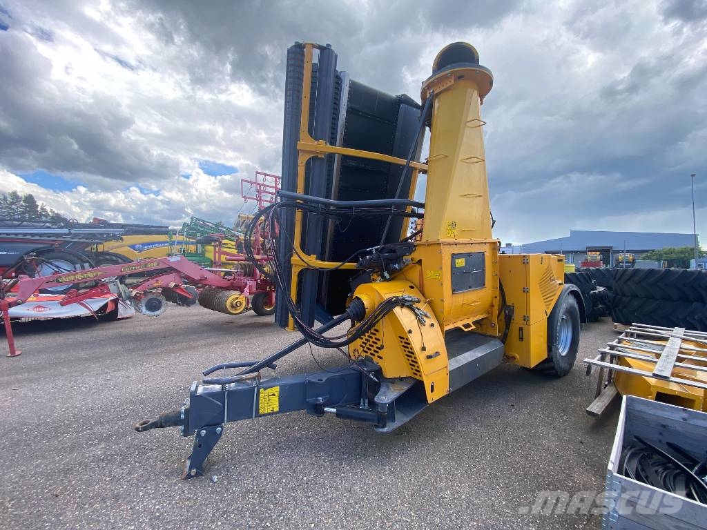 Elho Cobra 7710 T Forage harvesters