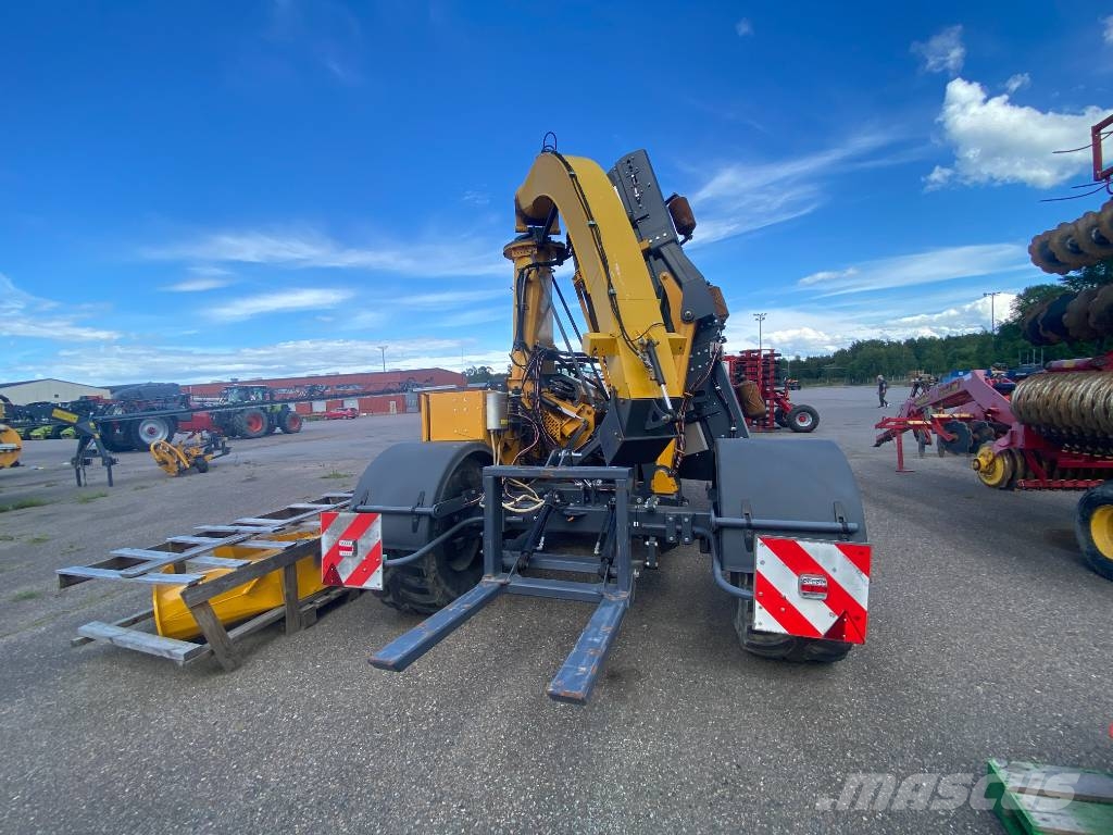Elho Cobra 7710 T Forage harvesters