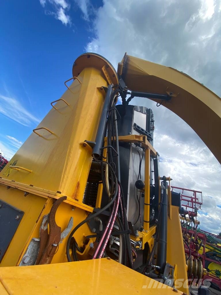 Elho Cobra 7710 T Forage harvesters