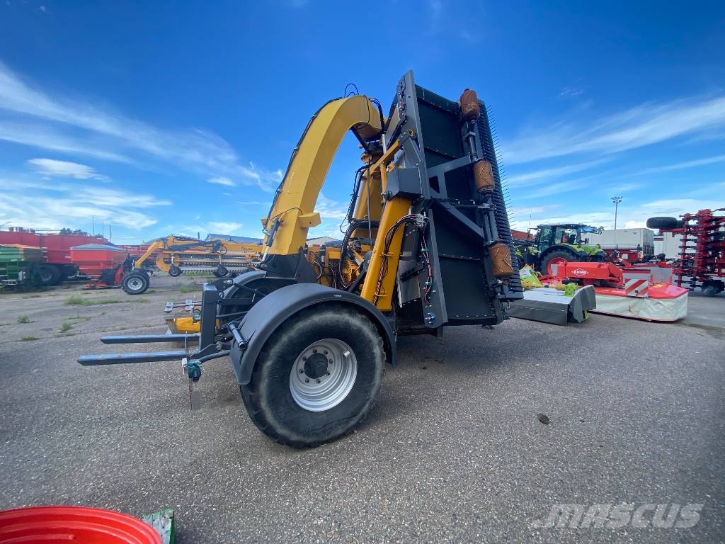 Elho Cobra 7710 T Forage harvesters