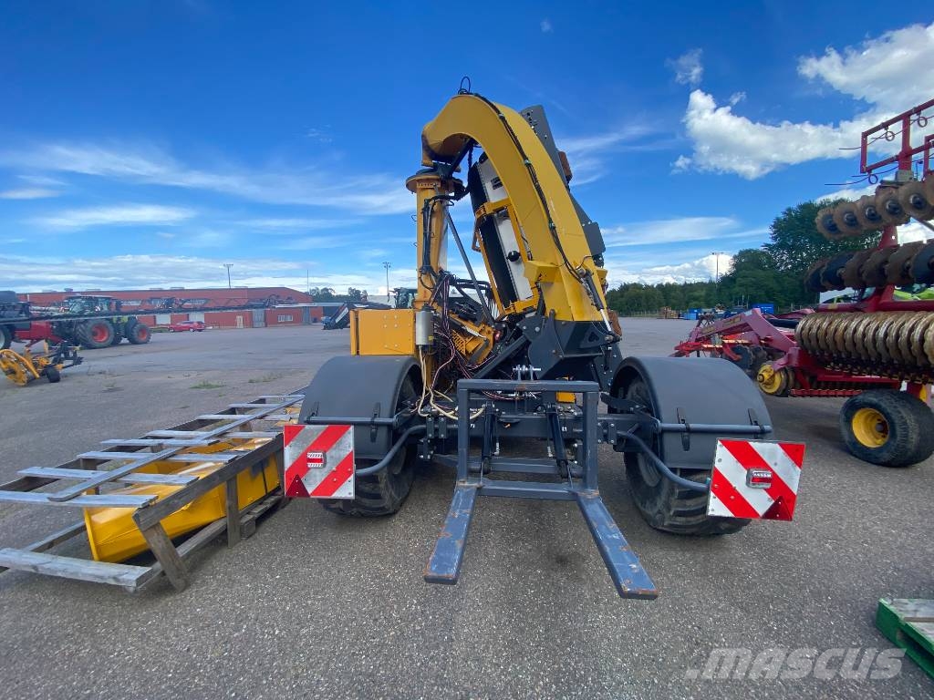 Elho Cobra 7710 T Forage harvesters