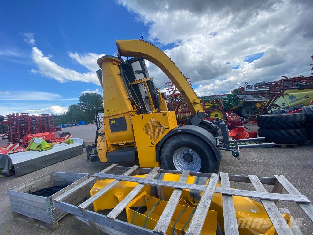 Elho Cobra 7710 T Forage harvesters