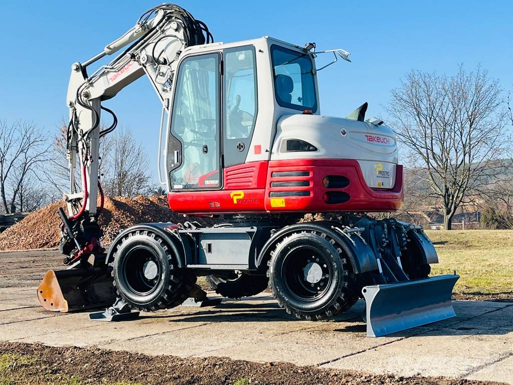 Takeuchi TB 295 W Lastik tekerli ekskavatörler