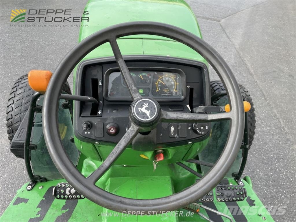 John Deere 5215 Lantbruk - Övrigt