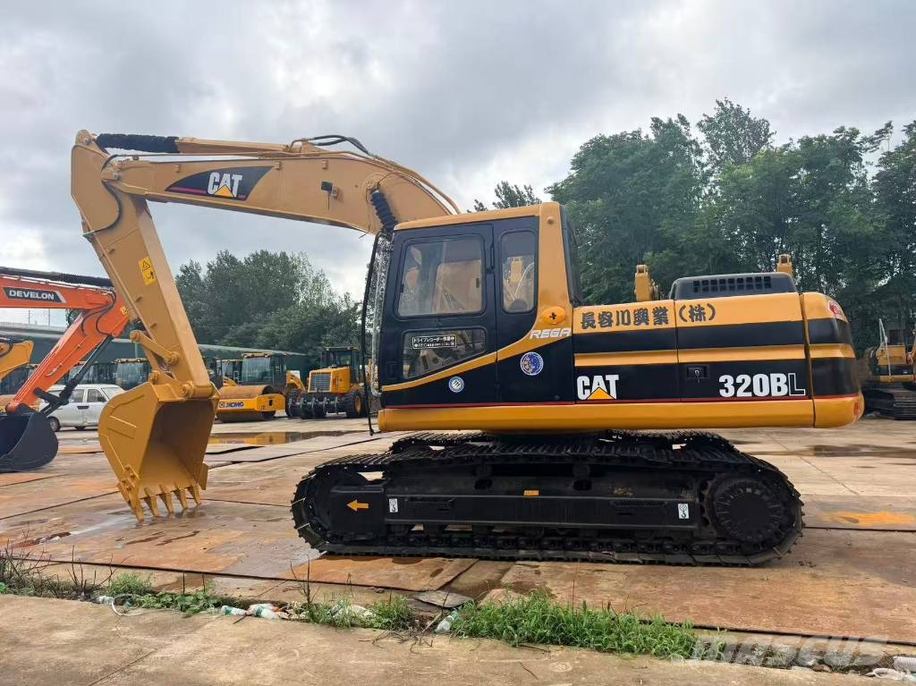 CAT 320 CAT 320B 320BL used CAT 320 excavator Bagri goseničarji