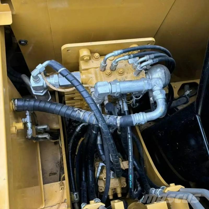 CAT 308 Bagri goseničarji