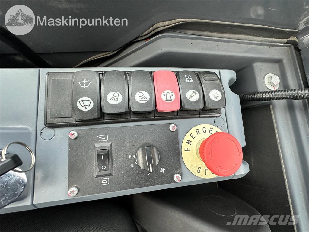 XCMG XE27E Miniekskavaatorid < 7 t