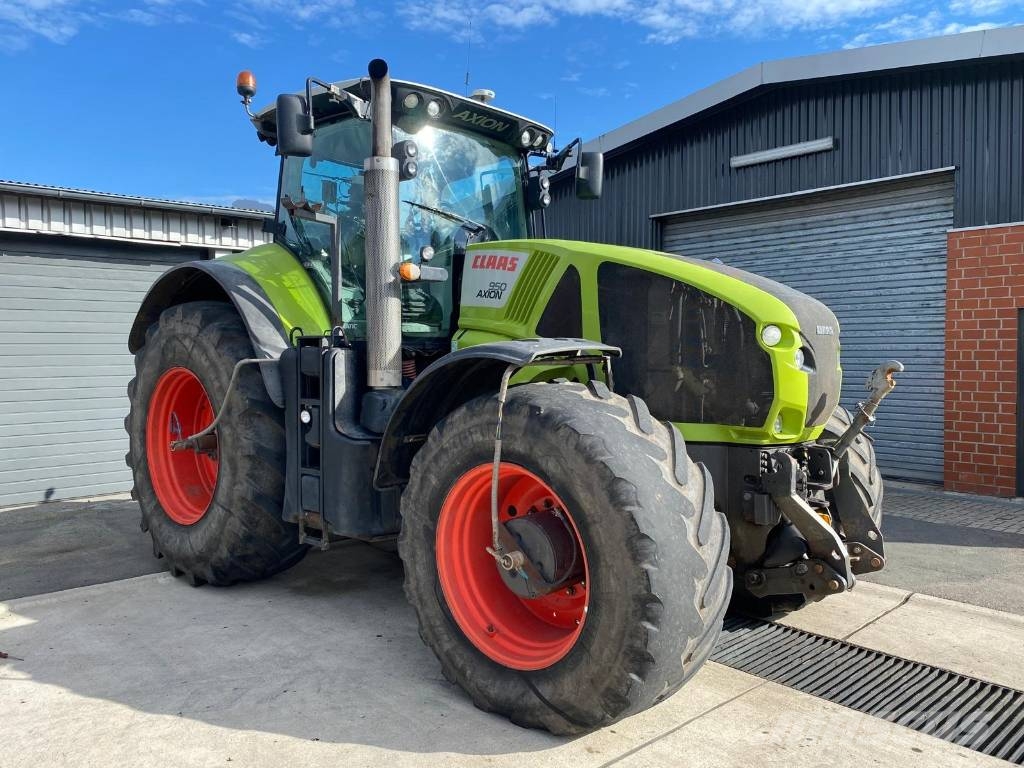 CLAAS Axion 950 Cmatic Cebis Tractors