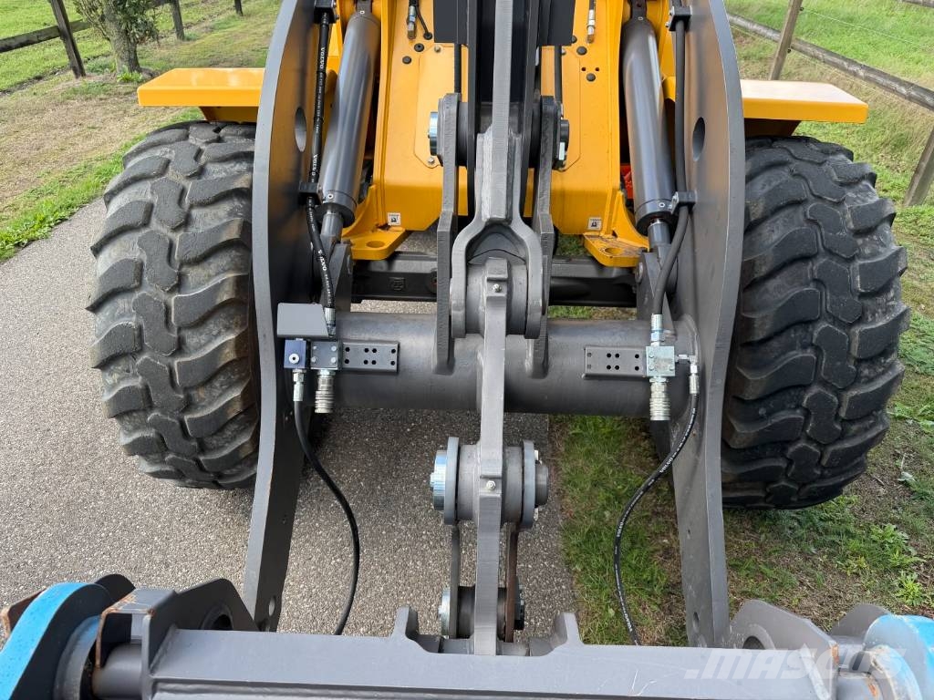 Volvo L 35 G 輪胎式裝載機
