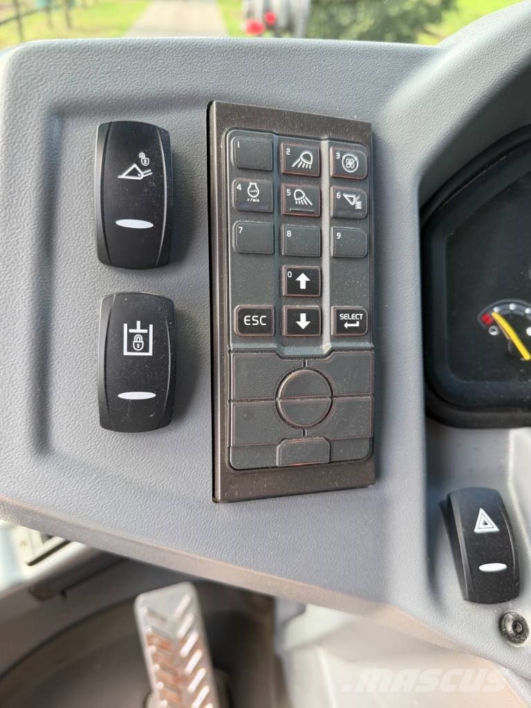 Volvo L 35 G 輪胎式裝載機