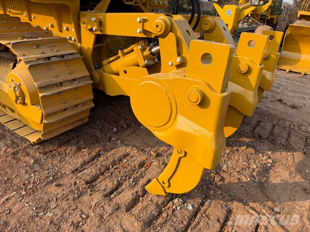 CAT D7G Buldozere pe senile