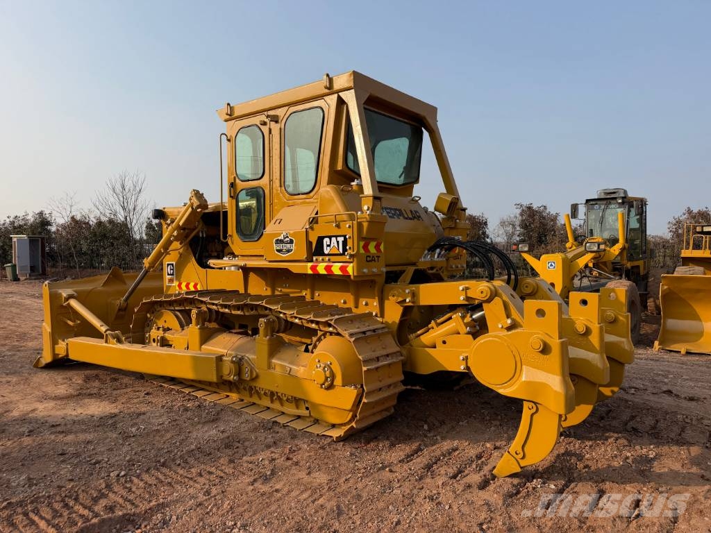 CAT D7G Buldozere pe senile