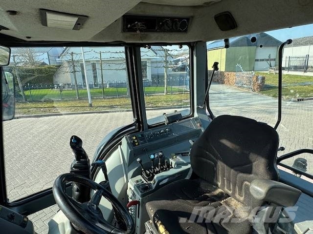 Valtra 6650 Hitech, FH+PTO, 8265 uur! Tractors