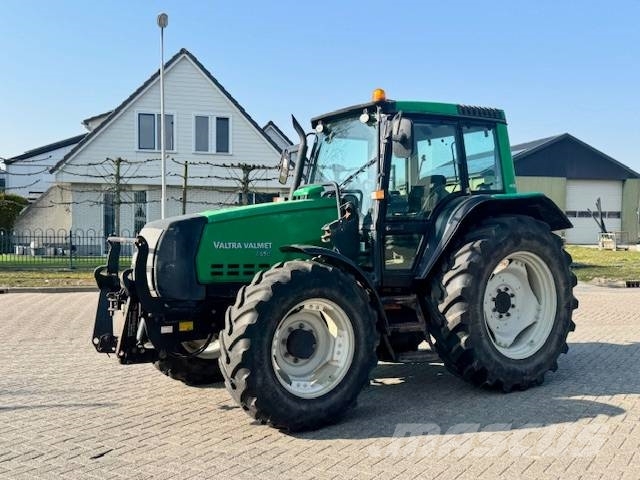 Valtra 6650 Hitech, FH+PTO, 8265 uur! Tractors
