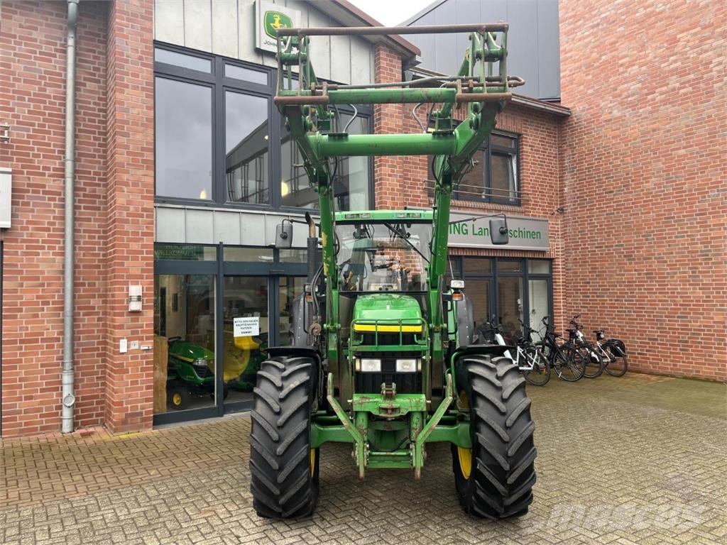 John Deere 6910 Premium Tractors