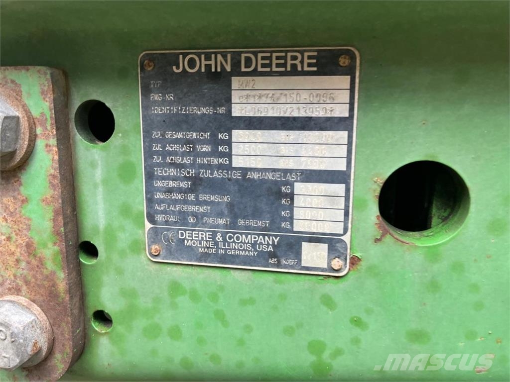 John Deere 6910 Premium Tractors