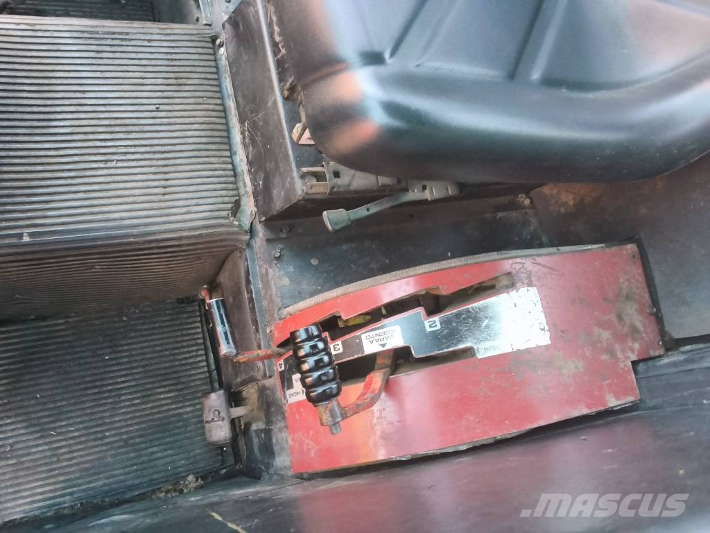 International 574 الجرارات