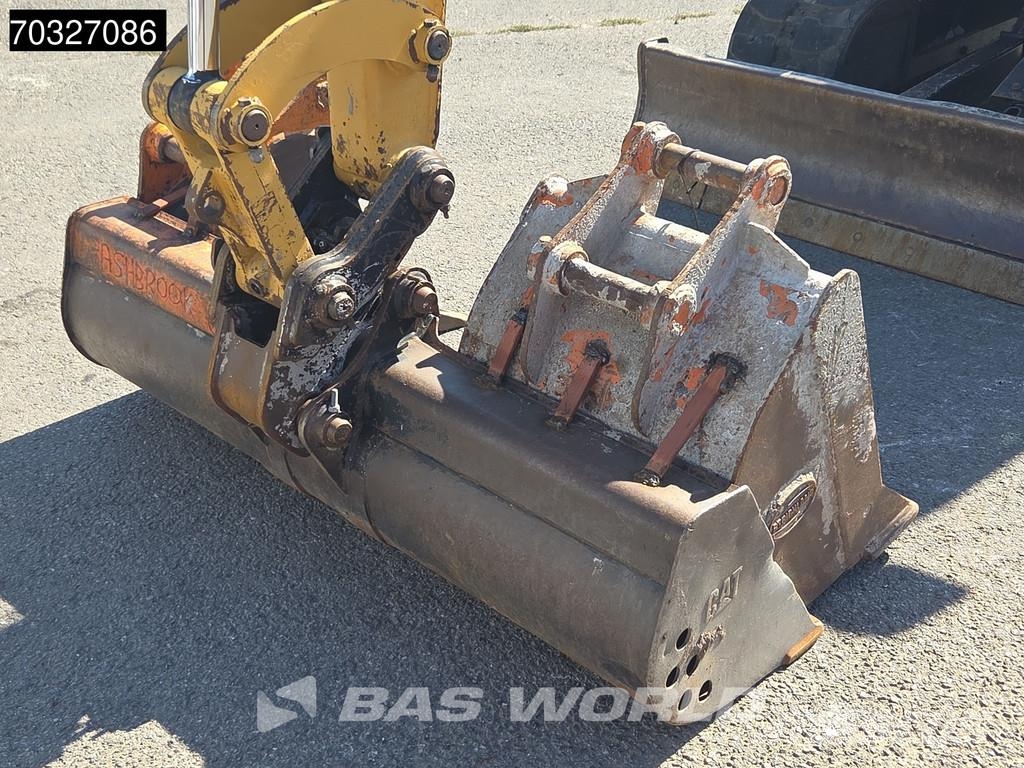 CAT 305 E2 CR Minibagger < 7t