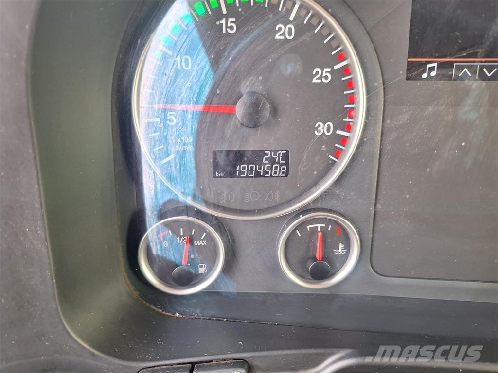 MAN TGS 26.470 6X4 + HR CRANAB TZ18.2 Kamioni-šasije
