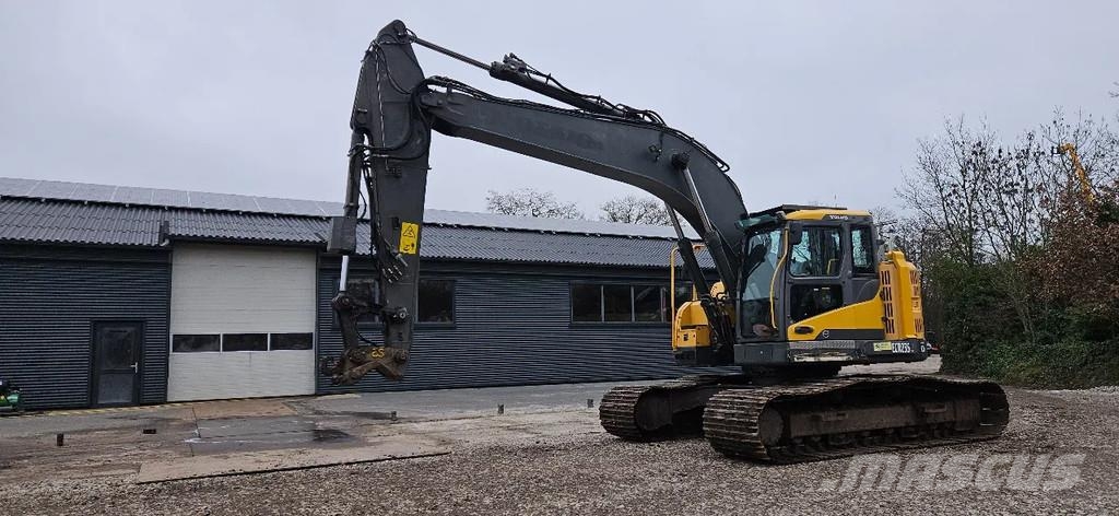 Volvo ECR 235 Εκσκαφείς με ερπύστριες