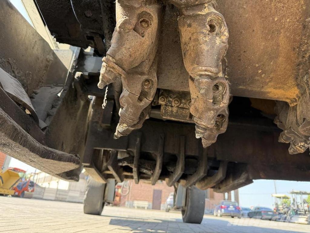 Wirtgen W 1000F Máquinas moledoras de asfalto en frío