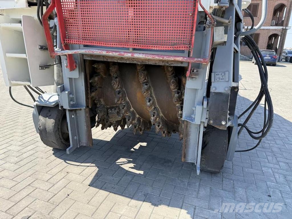 Wirtgen W 1000F Máquinas moledoras de asfalto en frío