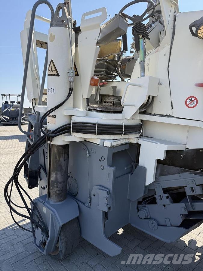 Wirtgen W 1000F Máquinas moledoras de asfalto en frío