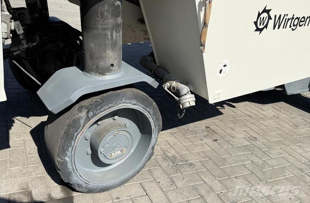 Wirtgen W 1000F Máquinas moledoras de asfalto en frío