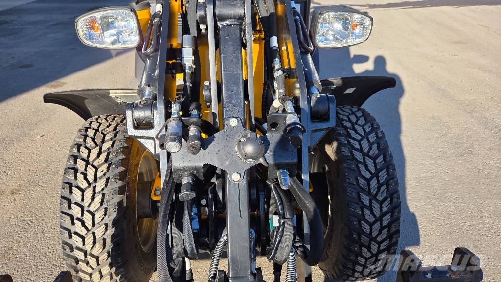 JCB 403SV 403SV Kolesni nakladalci