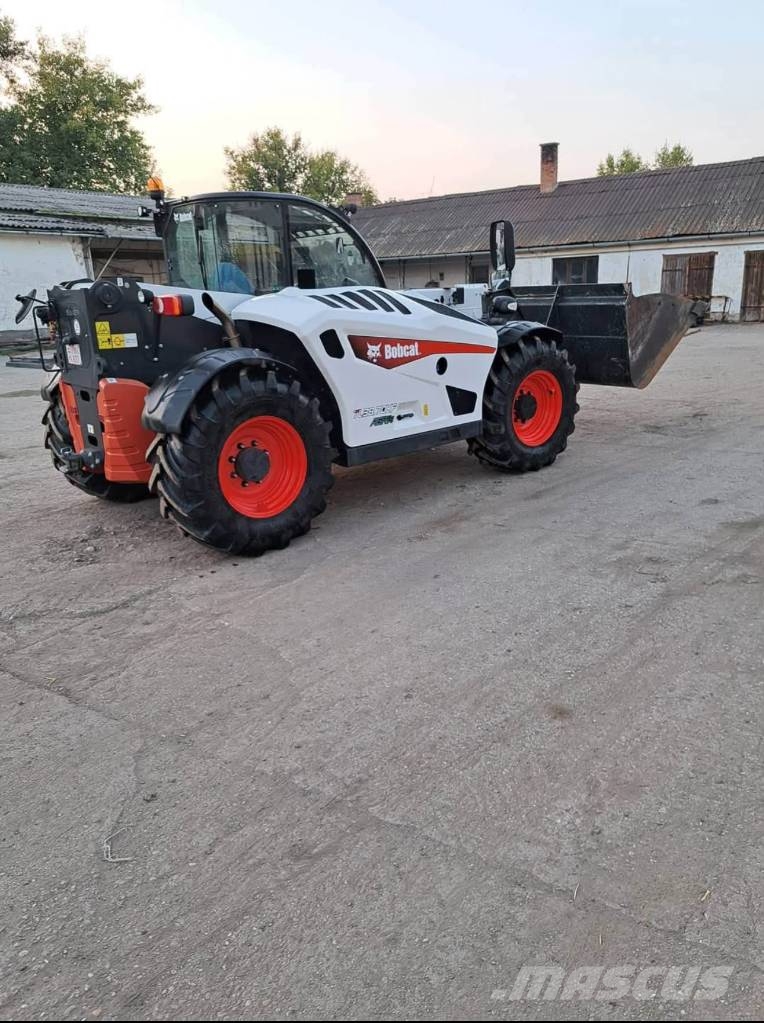 Bobcat TL 38.70 Agri Teleszkópos mezőgazdasági rakodók