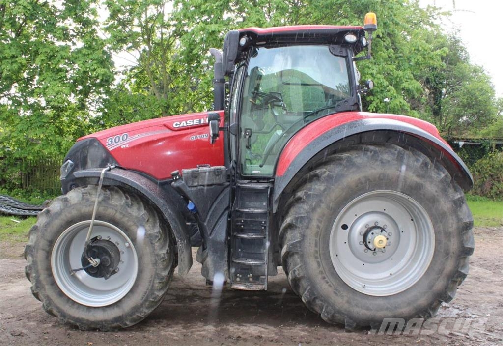 Case IH Optum CVX 300 Traktorok