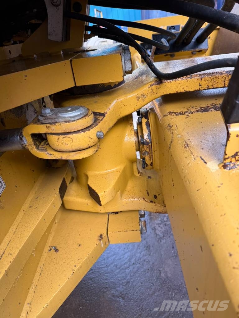CAT CS 66 B مداحل أحادية الأسطوانة