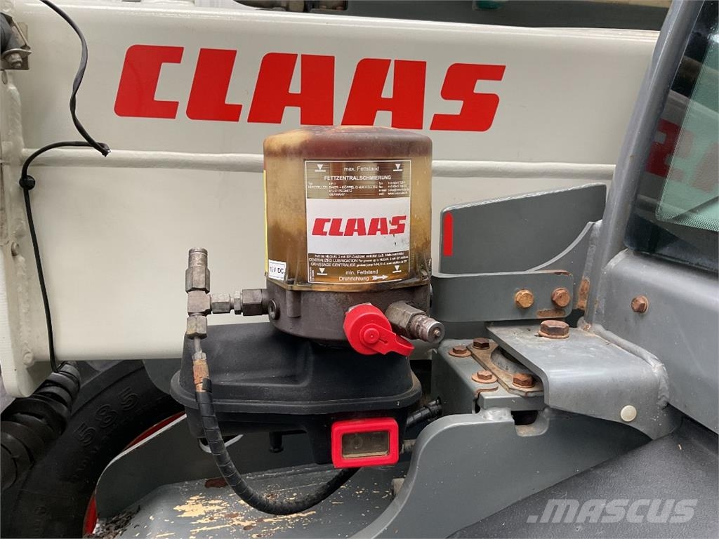CLAAS Scorpion 7055 Varipower مناولات متداخلة