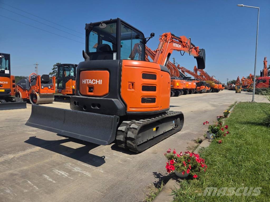 Hitachi ZX 65 USB-6, Quick coupler+3 buckets+breaker MTB25 Minikoparki