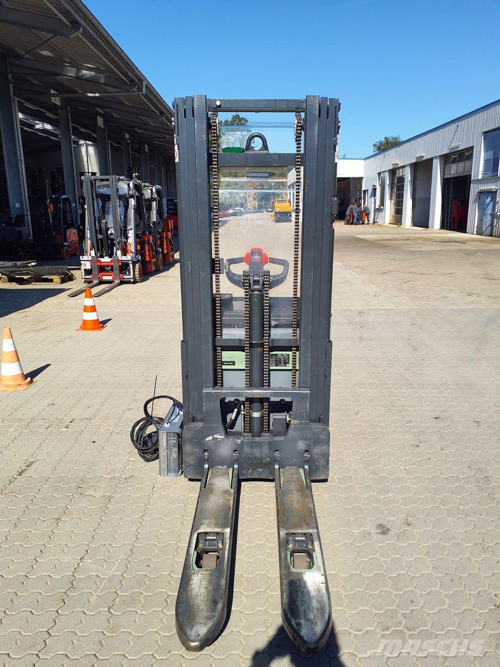 Linde L14 行走式堆垛机