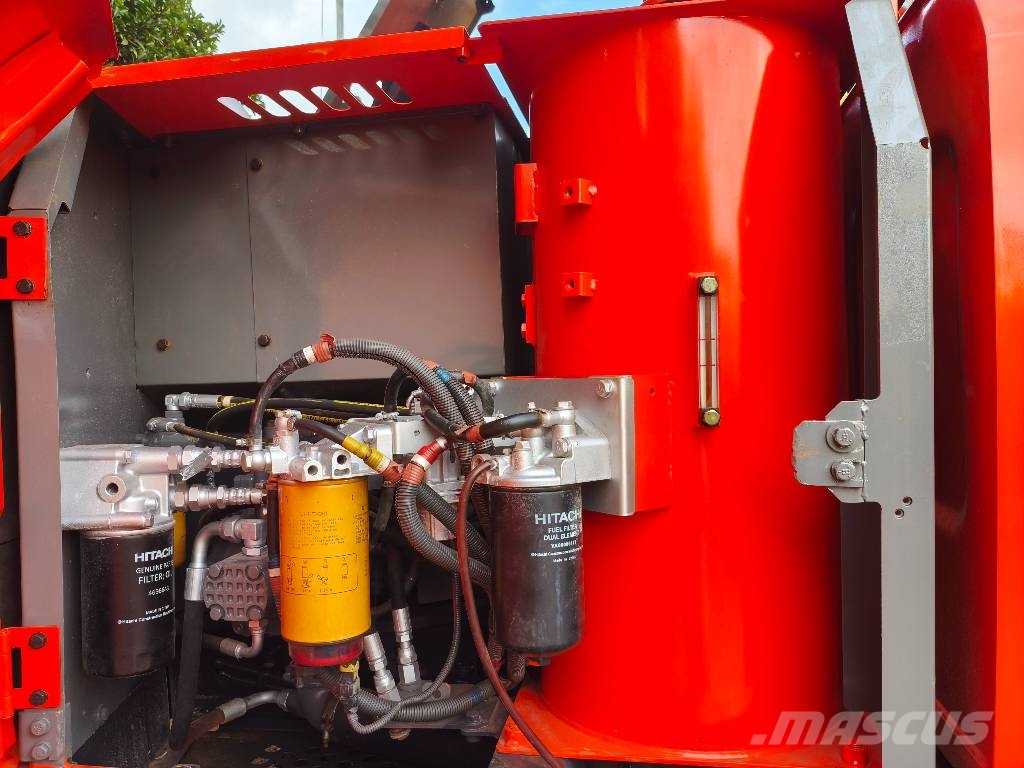 Hitachi ZX130 Bageri guseničari