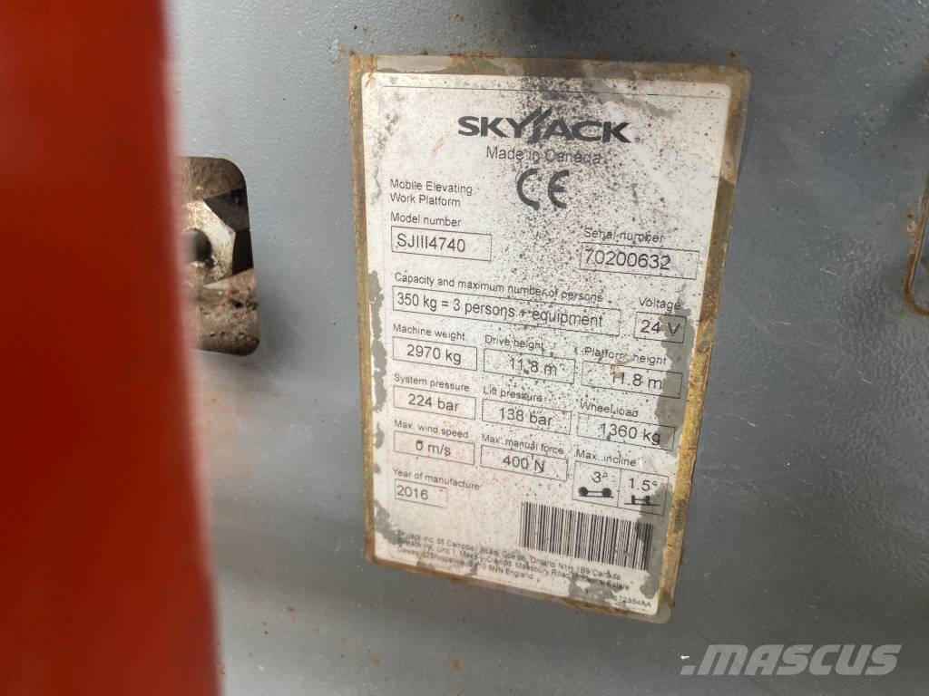 SkyJack SJ 4740 Ножични работни платформи