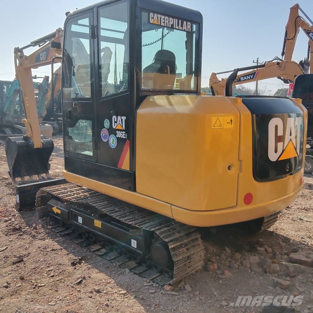 CAT 306E 中型挖掘机