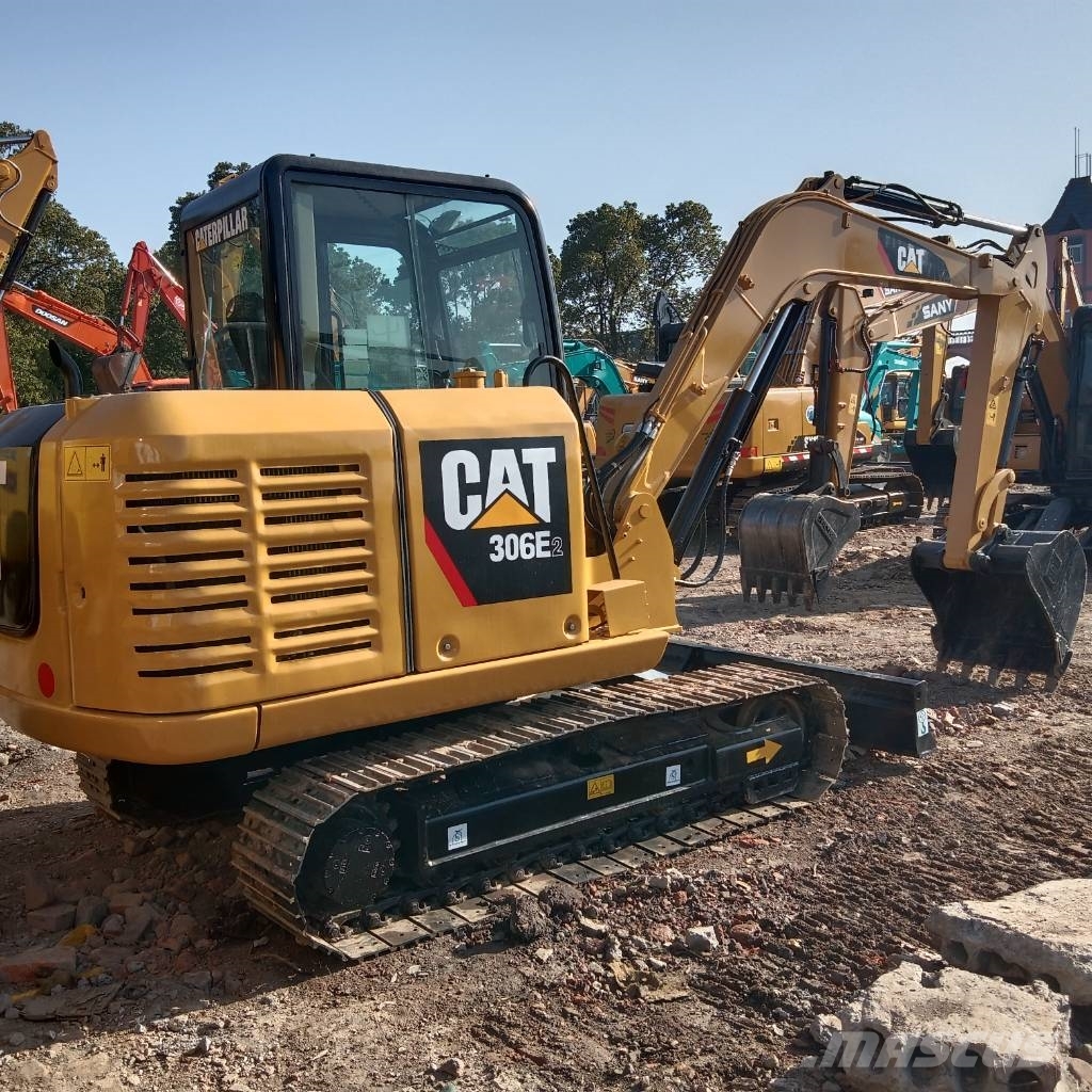 CAT 306E 中型挖掘机