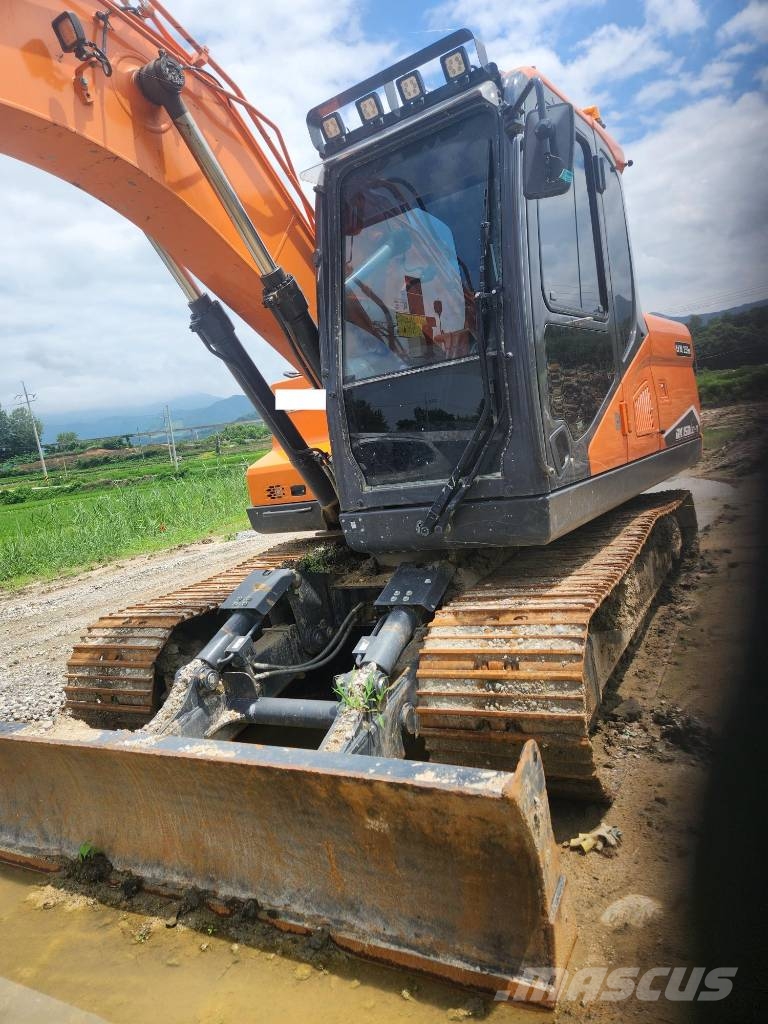 Doosan DX150LC-7 حفارات وسط 7 طن - 12 طن