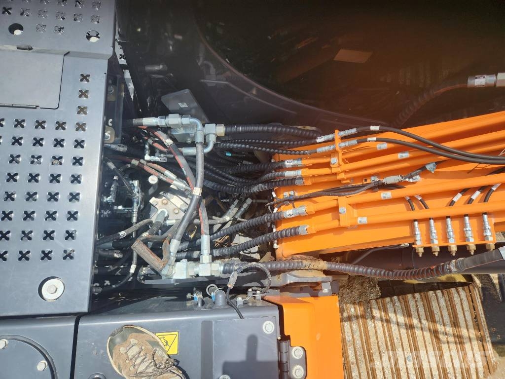 Doosan DX150LC-7 حفارات وسط 7 طن - 12 طن